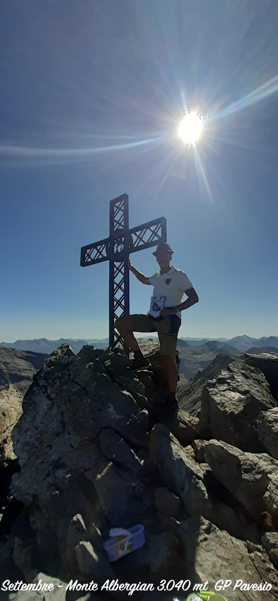 2309-15 monte Albergian 3.040 mt Cammino.jpeg